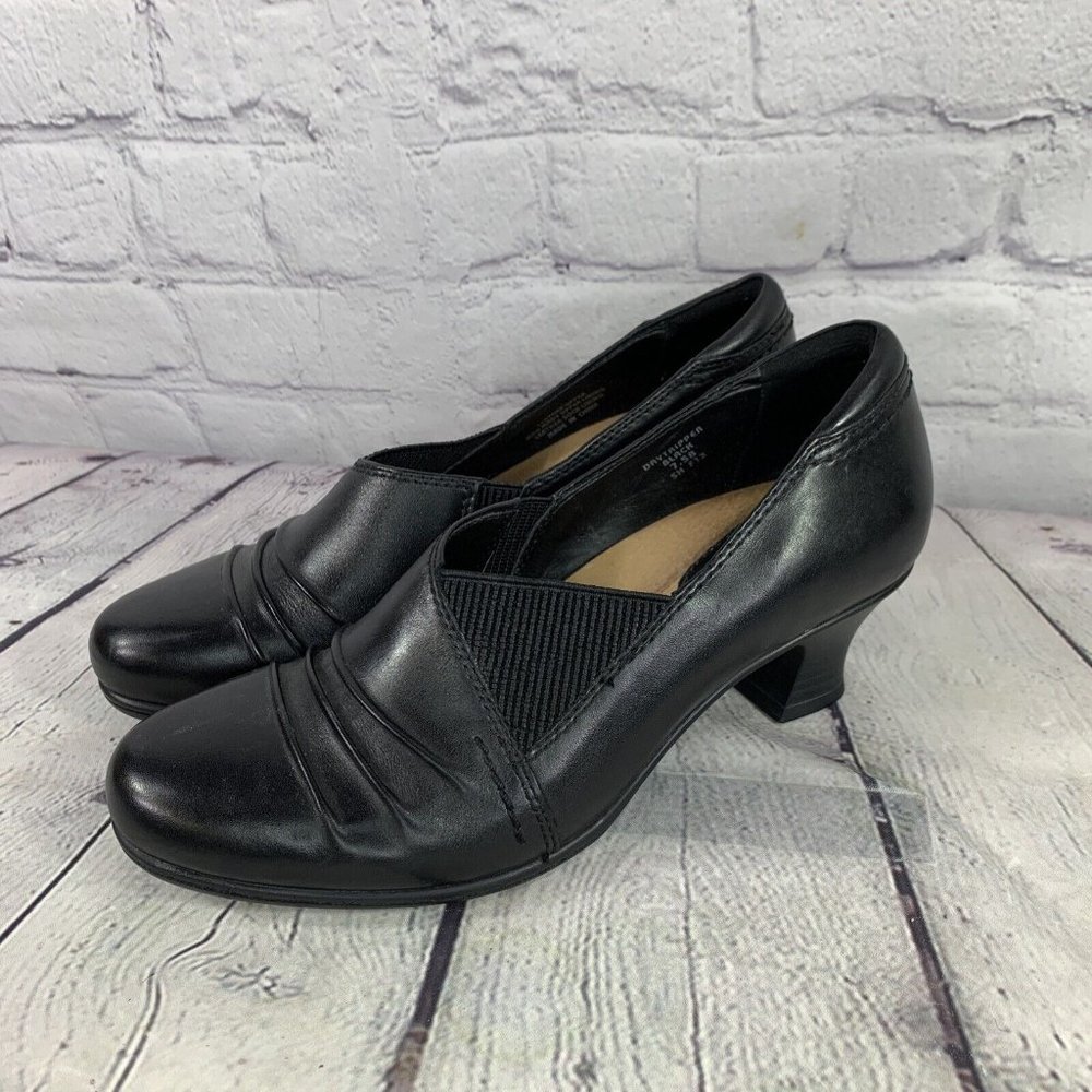 Earth Shoe Daytripper Black Leather Pump 2" Heel Women's 7.5 B